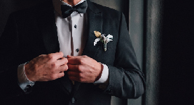 タキシード着用の紳士